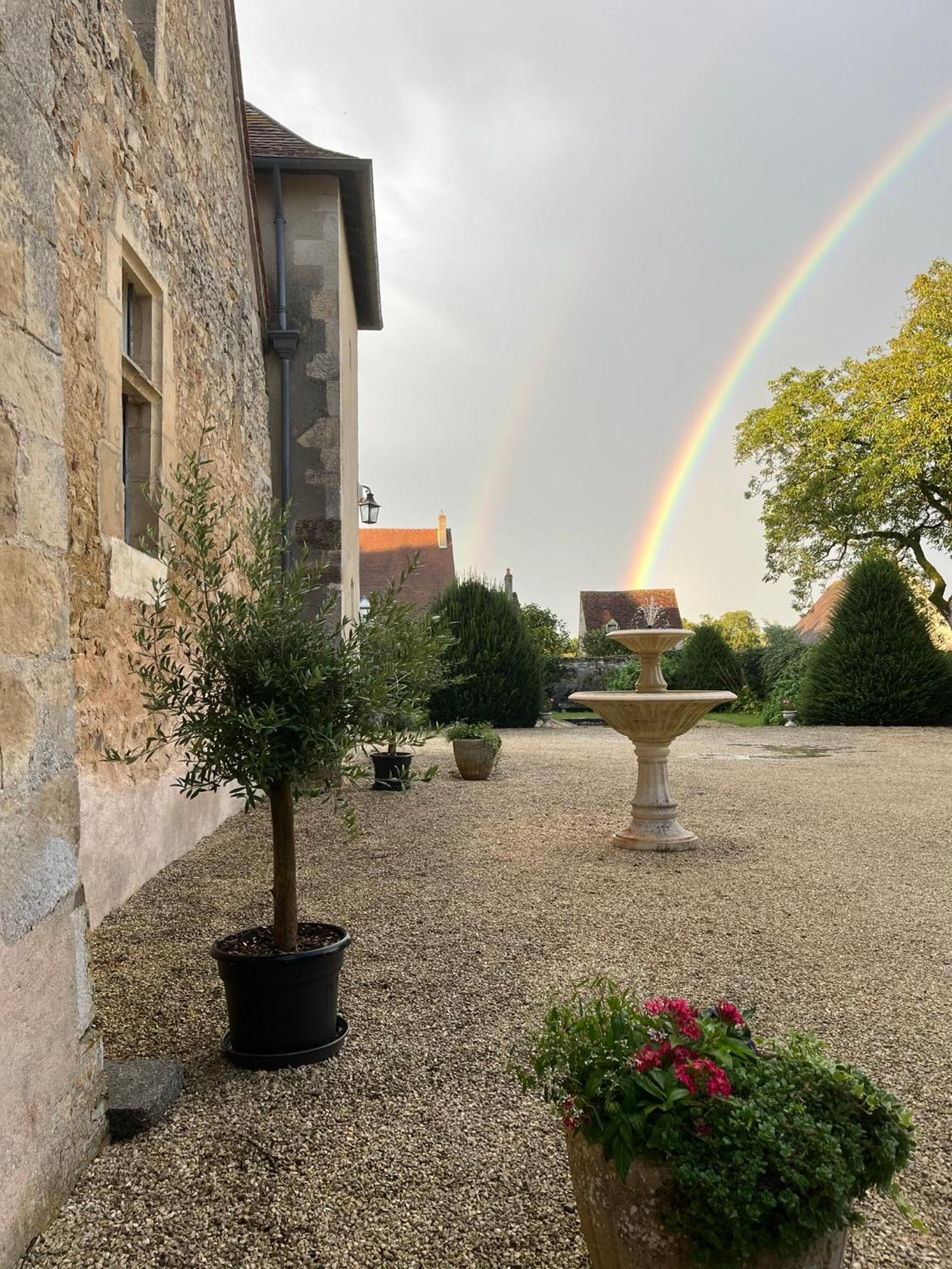 Bed and Breakfast O2 Tours Ourouer-les-Bourdelins Zewnętrze zdjęcie