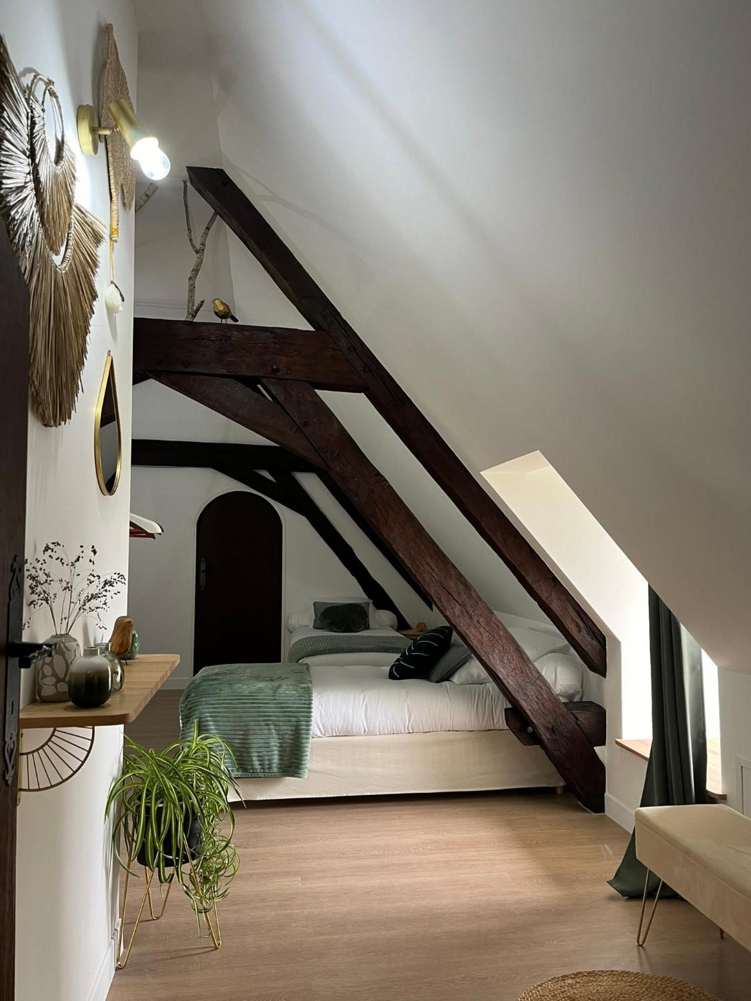 Bed and Breakfast O2 Tours Ourouer-les-Bourdelins Zewnętrze zdjęcie